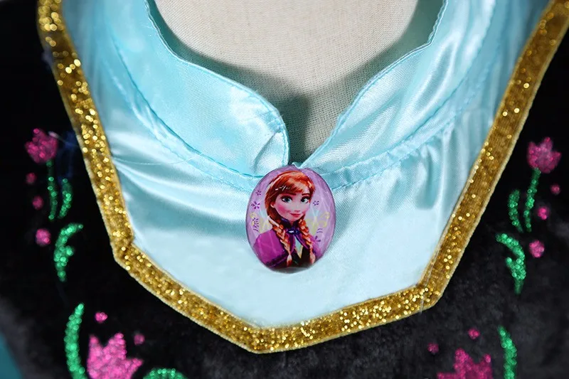 2640890537_1933995610