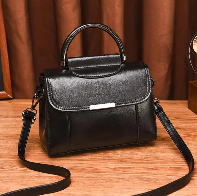 Новинка 2020 oilskin сумка на одно плечо из искусственной кожи однотонная маленькая