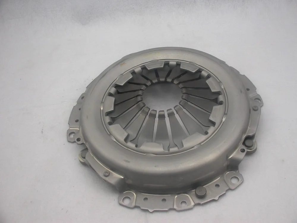 

FOR AUDI 80 III IV 90 1.6L 100 1.8L Clutch Kit with Clutch Cover Clutch Disc 050 141 031K 050141031K