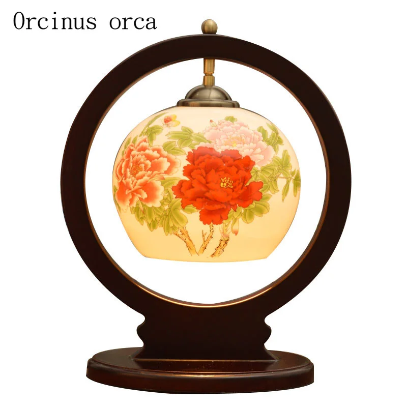 New Chinese antique creative ceramic table lamp bedroom bedside lamp American Pastoral flower painting solid wood desk lamp New Chinese antique creative ceramic table lamp bedroom bedside lamp American Pastoral flower painting solid wood desk lamp