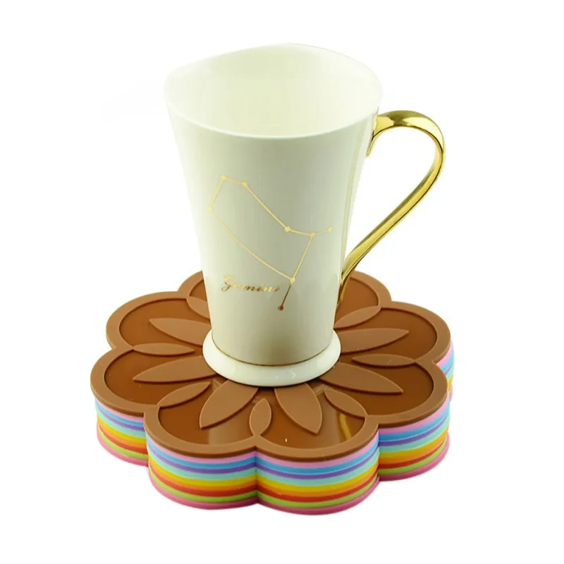 Flower Silicone Dining Table Placemats Insulation Drink Coasters Anti