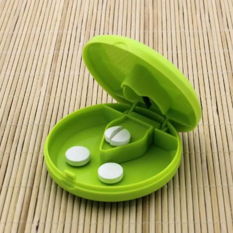 

Round Pill Box Medicine Box Cutter Crusher Powder Medicine Tablets Cut Splitter Grinder Divider Storage Case Cutting Tablets