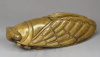 

COLLECTIBLE CHINESE ARCHAIZE BRASS CARVED LUCKY CICADA STATUE NICE