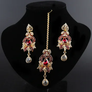 

2018 New Delicate India Jewelry set Ethnic luxury Accessory Earrings Eyebrow Pendant 2 Piece Set 4 colors Indian dance accessori