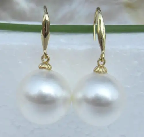 

Free Shipping >>>> HUGE AAA 16MM PERFECT ROUND WHITE SOUTH SEA SHELL PEARL DANGLE EARRING 14K GOLD