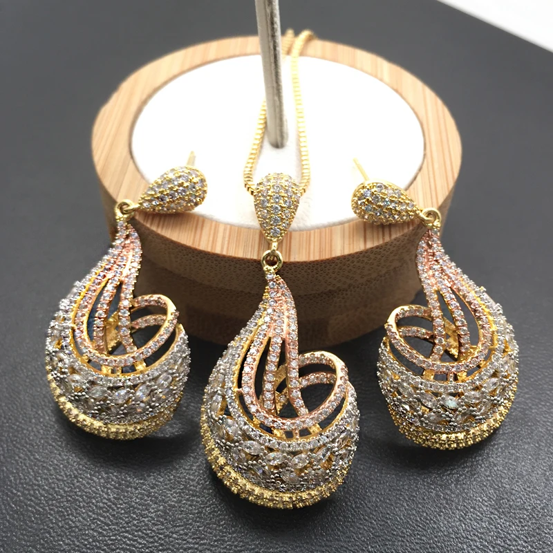 

Lanyika Jewelry Set Delicate Hollow Spiral Conch Full Zircon Micro Plated Necklace with Earrings for Wedding Bridal Best Gifts