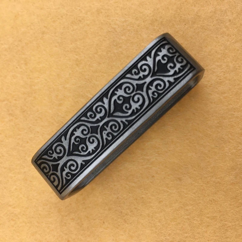 9386015726_1831657944