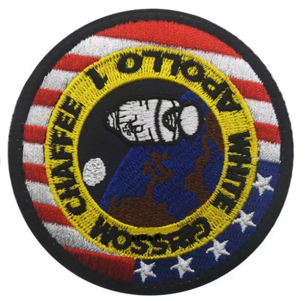 1 Piece APOLLO Mission Embroidery Decal Patch Astronaut DIY Spaceship Emblem Collage American Combat Outdoor Supplies Icon Badge - Цвет: M