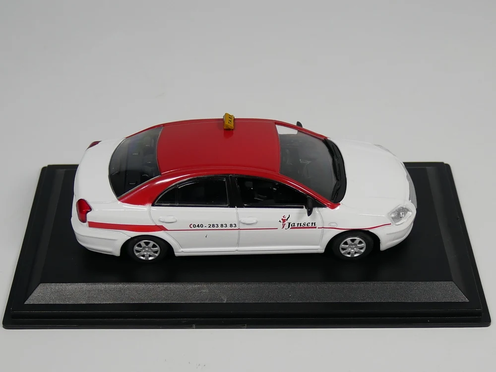 Leo модель 1:43 Toyota Avensis 2003 Eindhoven такси Нидерланды такси литой модели автомобиля