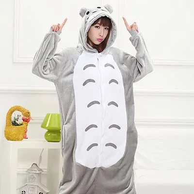 Totoro Аниме кигуруми Зебра Onesie взрослых женщин пижамы костюм животных летучая мышь пижамы фланелевые зимние теплые свободные мягкие Косплей пижамы - Цвет: Totoro