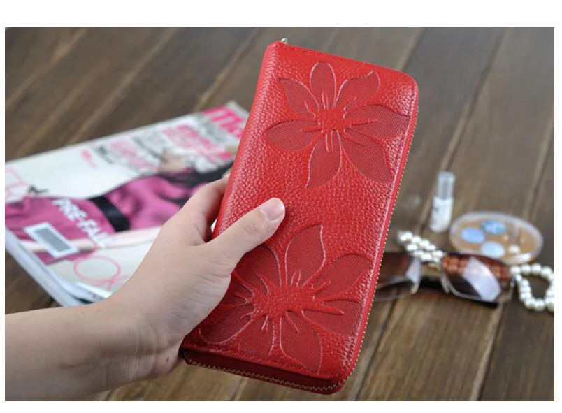 Vanessas long sleeve pullovers female fashion chic v-neck loose floral embroidered shirt Vanessas long sleeve pullovers female fashion chic v-neck loose floral embroidered shirt