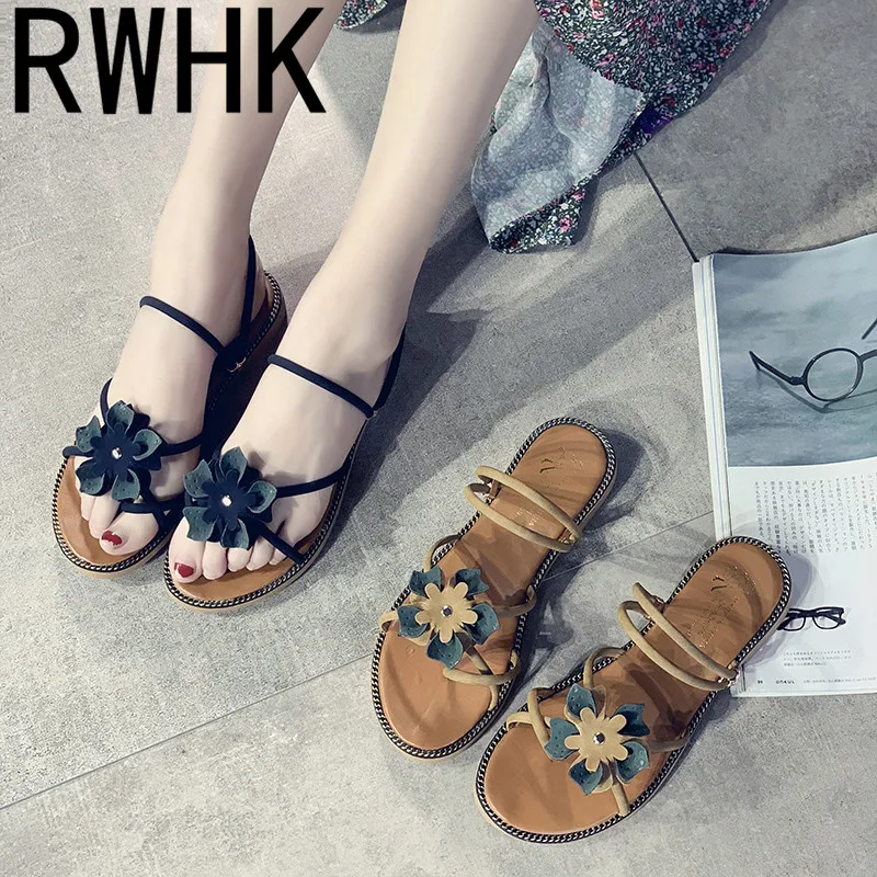 

RWHK Female flat straps one shoes two wear 2019 spring and summer new Korean version of wild flowers flat beach slippers B208