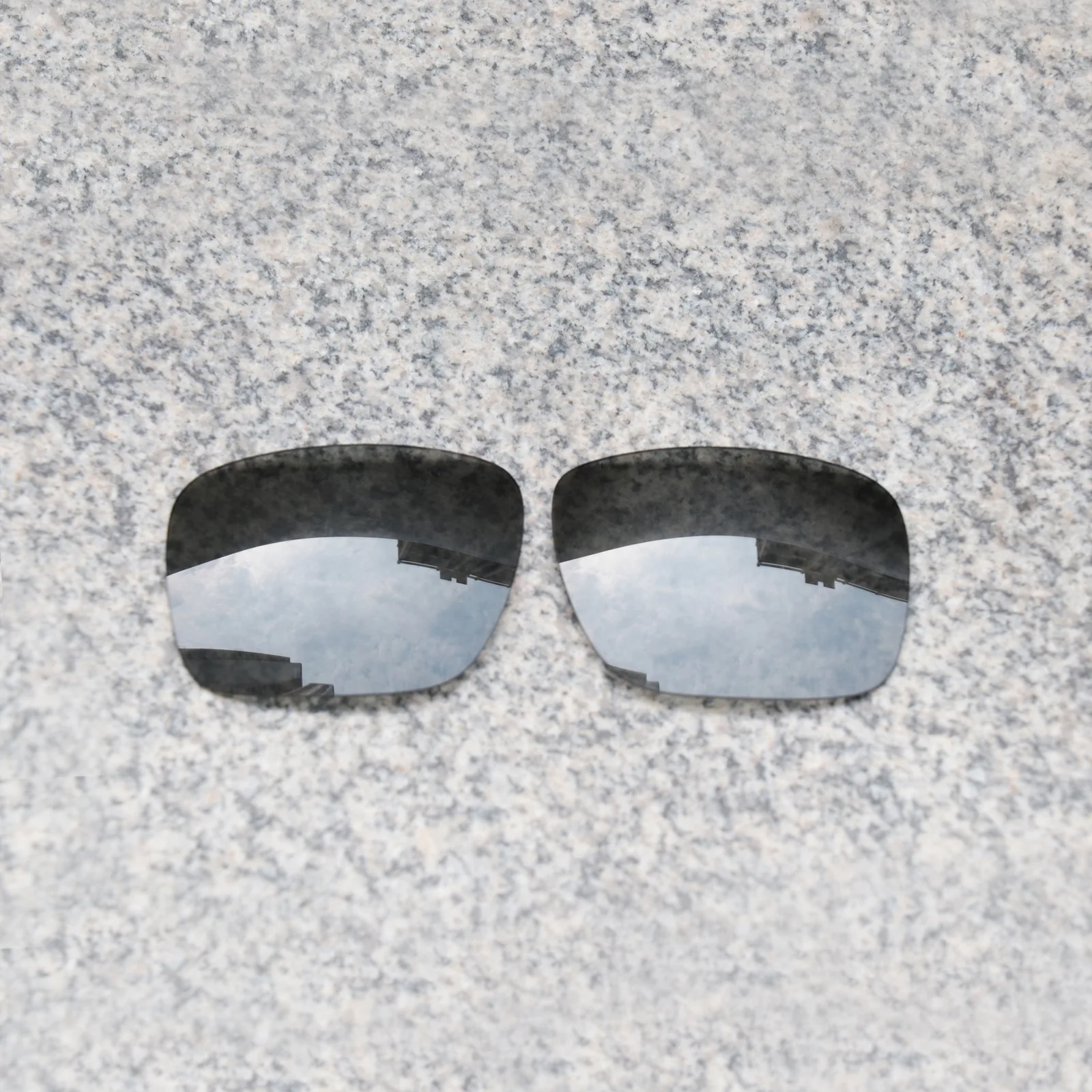 Wholesale E.O.S Polarized Enhanced Replacement Lenses for Oakley Holbrook Sunglasses -Grey Photochromic Polarized