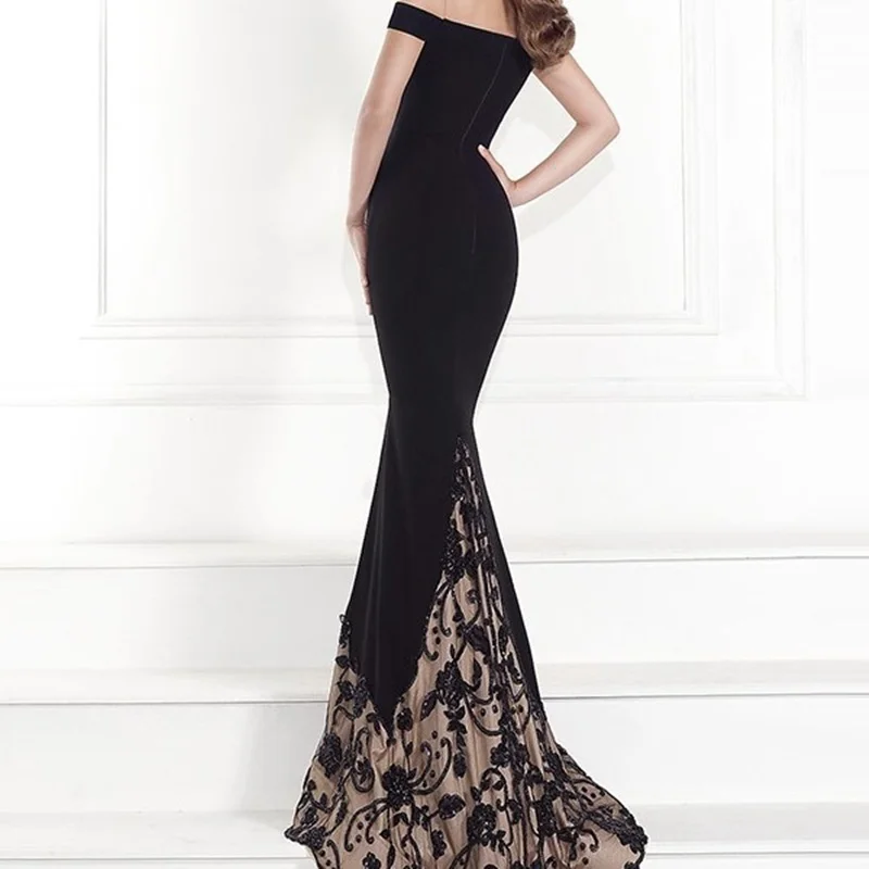 3573860598_2061676148