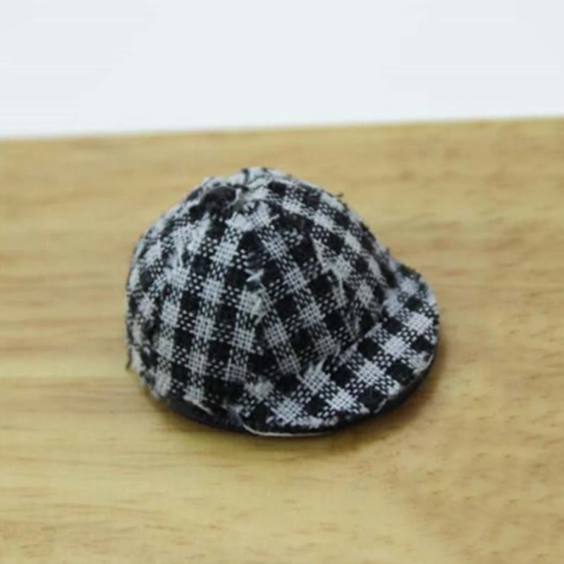 

New 1:12 Miniature Plaid Cap Dollhouse Decoration Dolls Accessories