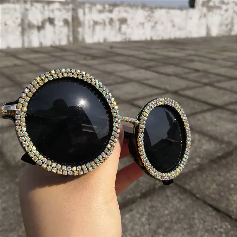 

2019 New Shining Pearl Diamond Sunglasses Women Brand Design Flash Round Shades Female Mirror Sun Glasses FML