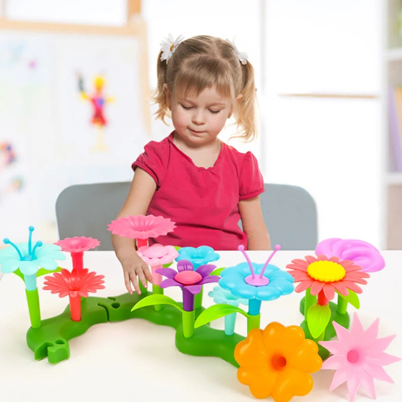 

Plastic Cartoon Children Educational Flower Diy Toy Variety Creative Spell Inserted Flower Girl Toy Various colors