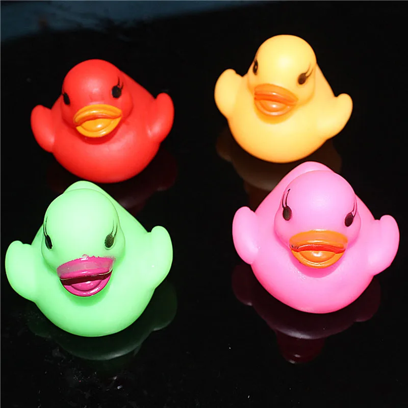 Baby Dolphin Bath Toys Kids Led Lighting Up Water Floating Toy Glowing Beach Toys for Children Luminous Swim Rubber Ducks Toys