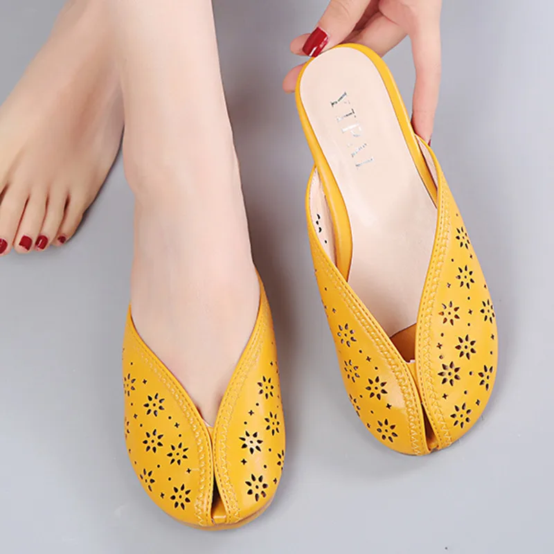 

Summer Women Slipper PU Leather Peep toe Flat Heel Flower Hollow Slides Platform Flip Flops Ladies Sandals Zapatos Mujer 725W