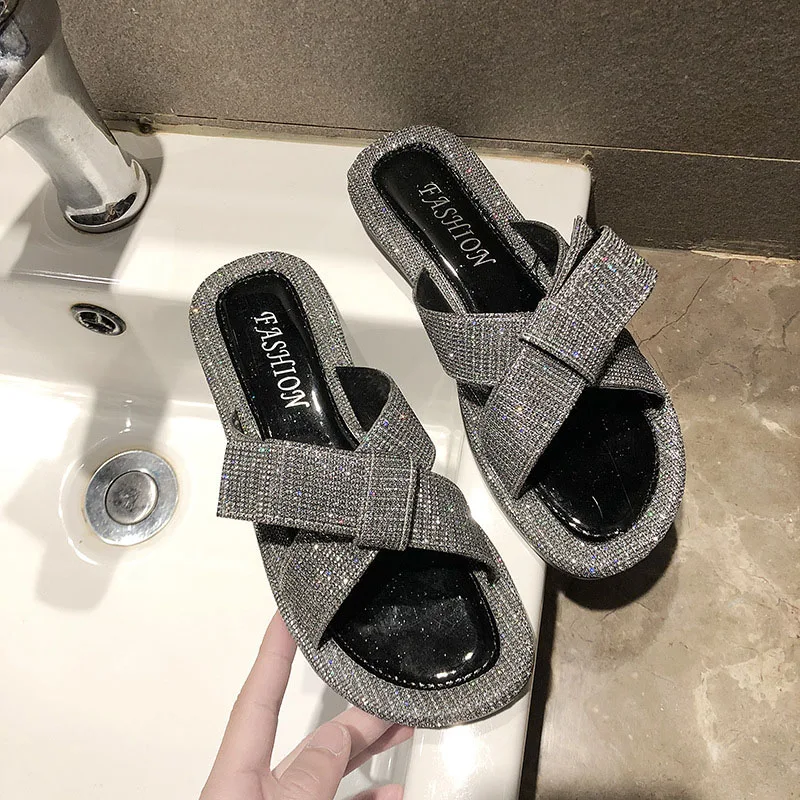 

2019 Rhinestone Bling Flip Flops Glitter Crystal Sliders Summer Shoes Women Open Toe Sandals Slip On Shoes Women Black