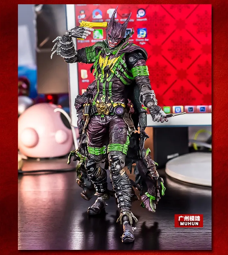 DC Comics Variant Justice League Super Hero Play Arts Kai Rogues Gallery The Joker Batman Action Fi