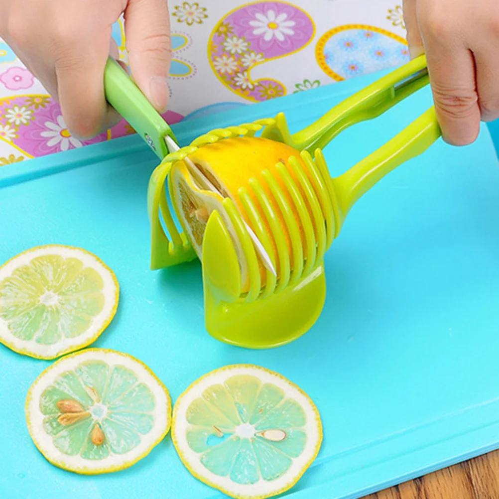 

1 PC Tomato Slicer Lemon Cutter Handheld Round Fruits Tongs Plastic Kitchen Slicing Shredding Potatoes Tool (Random Color)