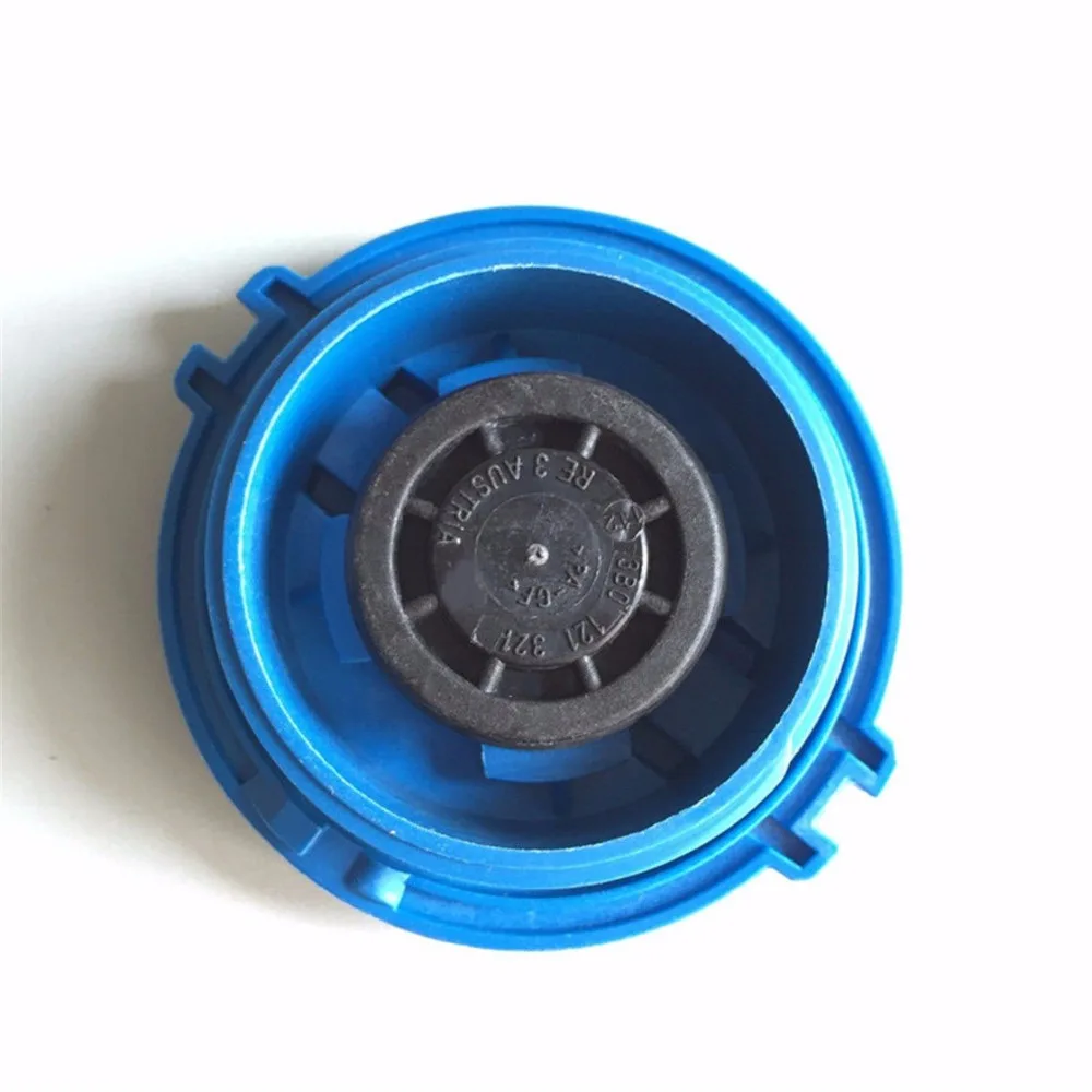 Coolant Reservoir Tank Cap Sky Blue For V-W Je-tta Golf MK5 AU-DI A4 3B0 121 321 1J0121321B/A