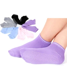 Non-slip Cycling Socks Women Yoga Socks Fitness Sports Running Socks Soft Breathable Pilates Socks for Basketball Exercise