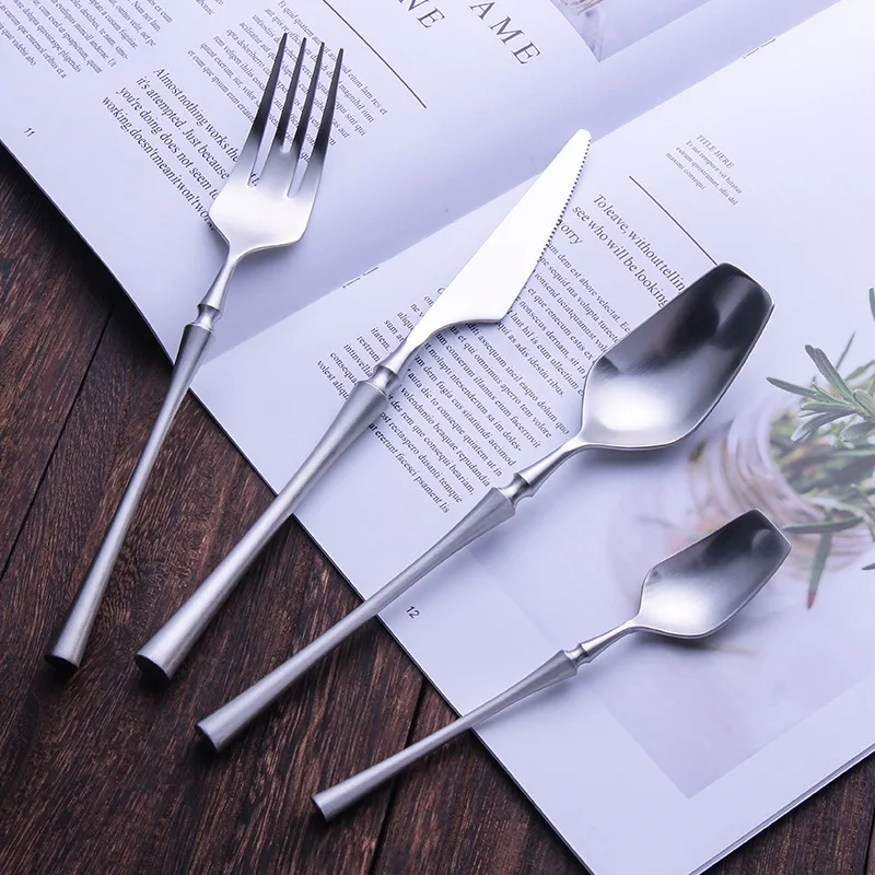 4pcs Dinnerware Set Western Portable Cutlery Set Stainless Steel Travel Silverware Luxury Handle Knife Fork Dinner Tableware Set