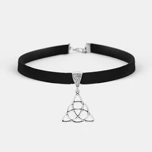 Черный плоский из искусственной замши шнур кельтик узел Triquetra Charm 1" регулируемое ожерелье-чокер
