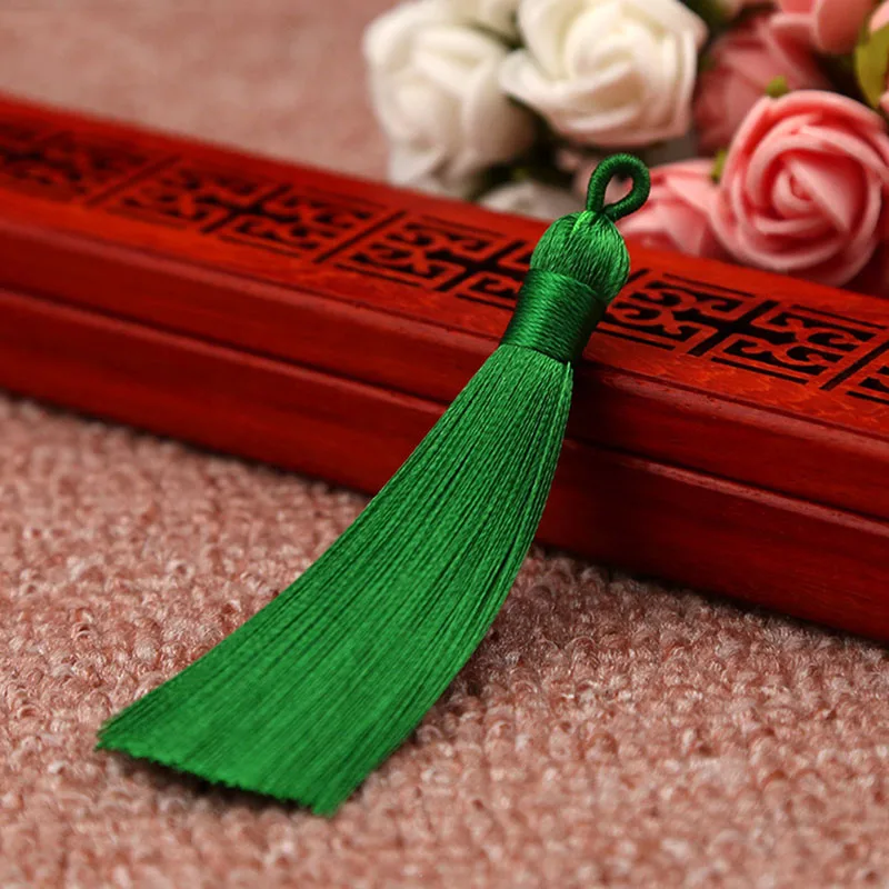 10 шт., 8-9 см, Цветная кисть из хлопка и шелка для сережек, Очаровательная подвеска с кисточками Сати, самодельные ювелирные изделия ручной работы - Цвет: Green