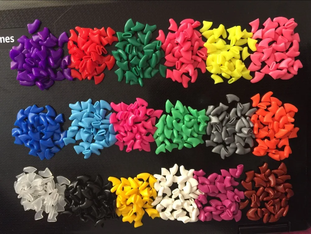 

20pcs Soft Cat Pet Nail Caps Claw Control Paws off + 1 pcs Adhesive Glue Available Size XS S M L