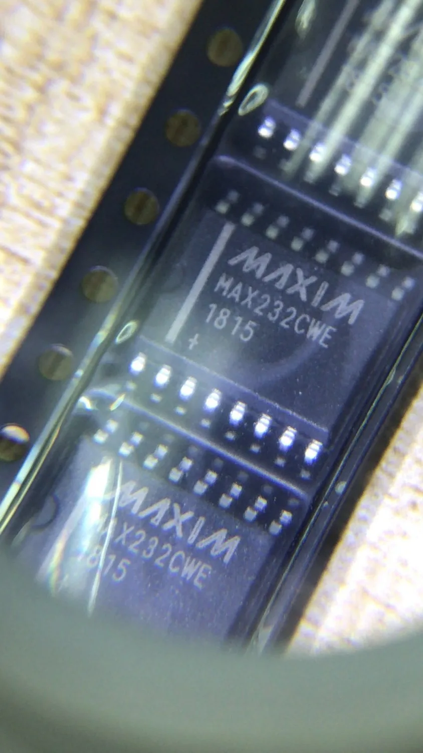 

Nova MAX232 MAX232EWE MAX232CWE WSOP-16 Em Estoque