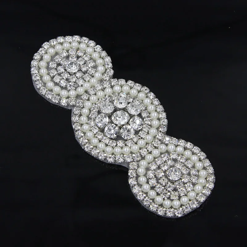 

1 pc Sew On Rhinestone Applique Crystal Bling Hot Fix Pearls Ribbon Trim Wedding Dress Motifs DIY Shiny
