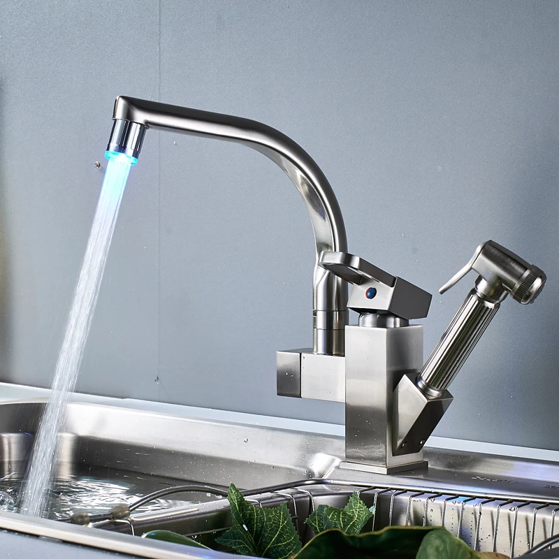 Светодиодный светильник Кухня смеситель кран с одной ручкой двумя поворотными кухонный носик горячей и холодной воды, водопроводный кран вытащить промывки спрей крана