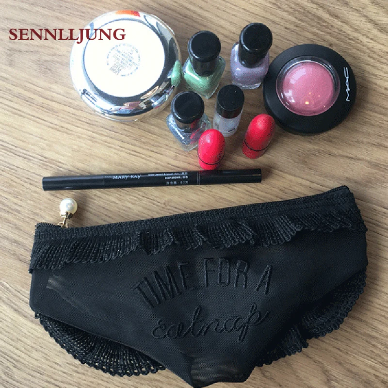 

2PCS Personality Creative Sexy Lace Small Underwear Makeup Pack Receiving Pack Makeup Pack Lovely Receiving Pack cute purse