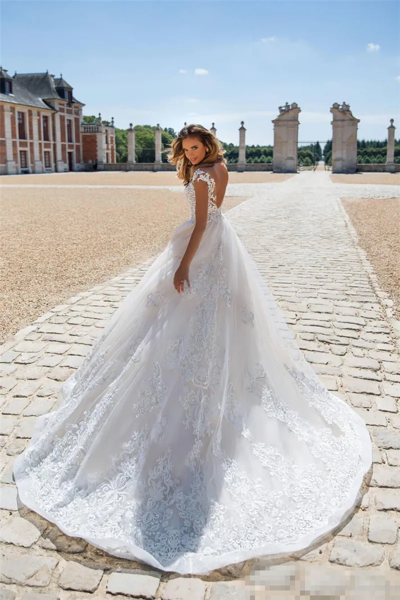 2018-new-arrival-milla-nova-lace-country-wedding-dress-sheer-neck-backless-appliques-court-train-dress-wedding-bridal-gowns-robe-de-marie (3)