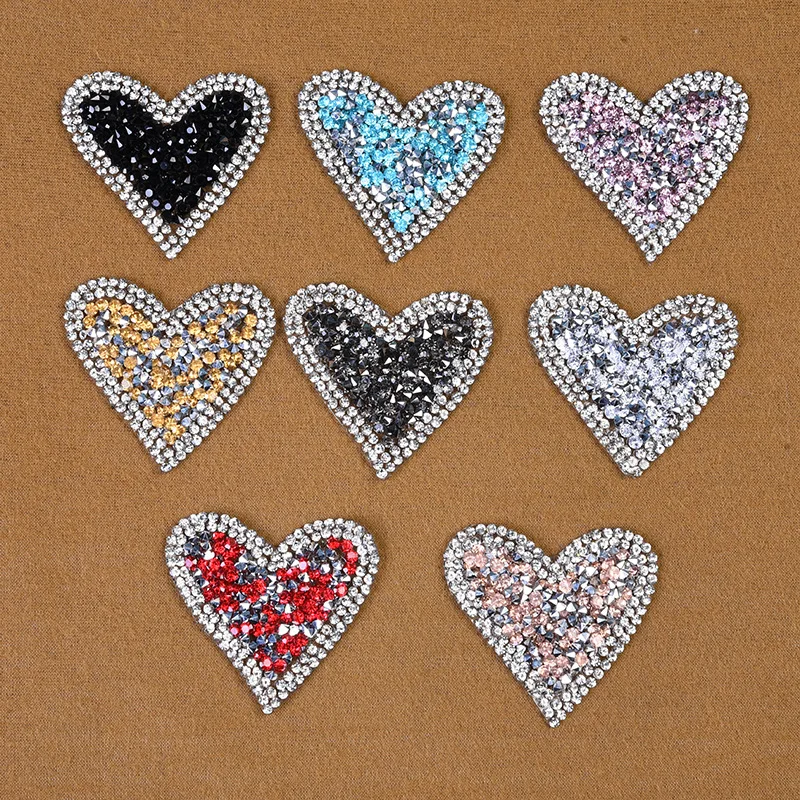 

2018 New 1Pcs Fun Rhinestones love heart Embroidered Patch Iron on Sewing Crystal Applique For Jeans Clothing Decorations