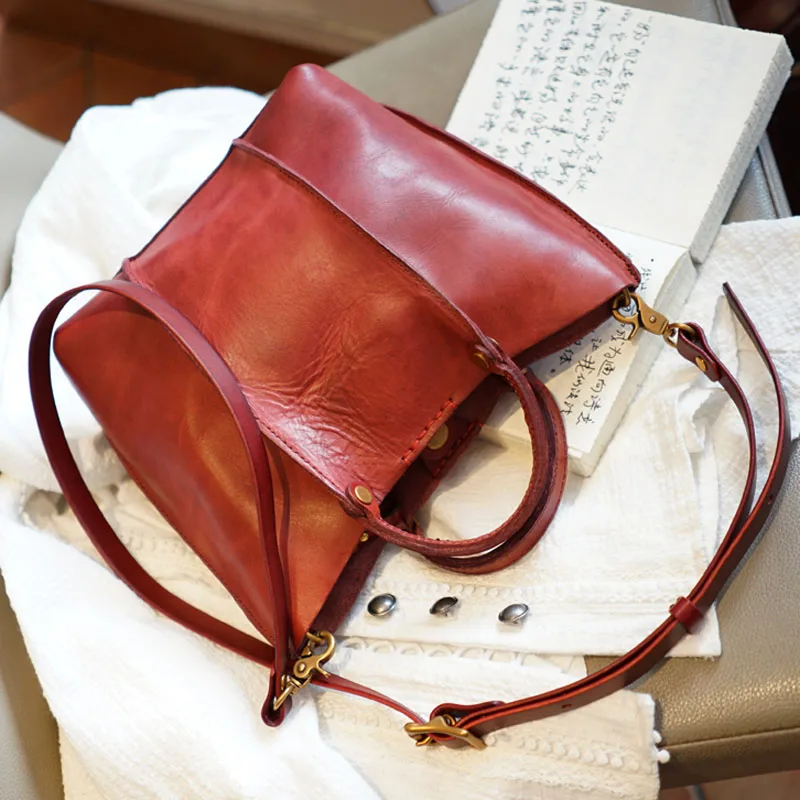 AETOO Hand-shoulder diagonal back portable female models leather leather vegetable tanned leather bag small retro make old