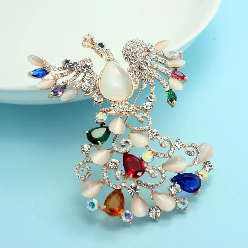 

Peacock Brooches Women Brand Large Wedding Brooch Fine Hijab Pins And Broaches Bouquet Best Zircon Broches Anniversary Jewelry