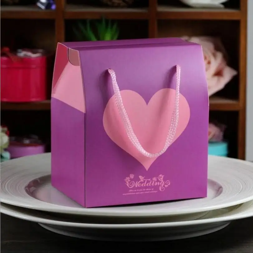 

20pcs/lot Romantic Big Heart Wedding Favors Candy Box with Handle Gift Boxes Party Supplies Wedding Decoration