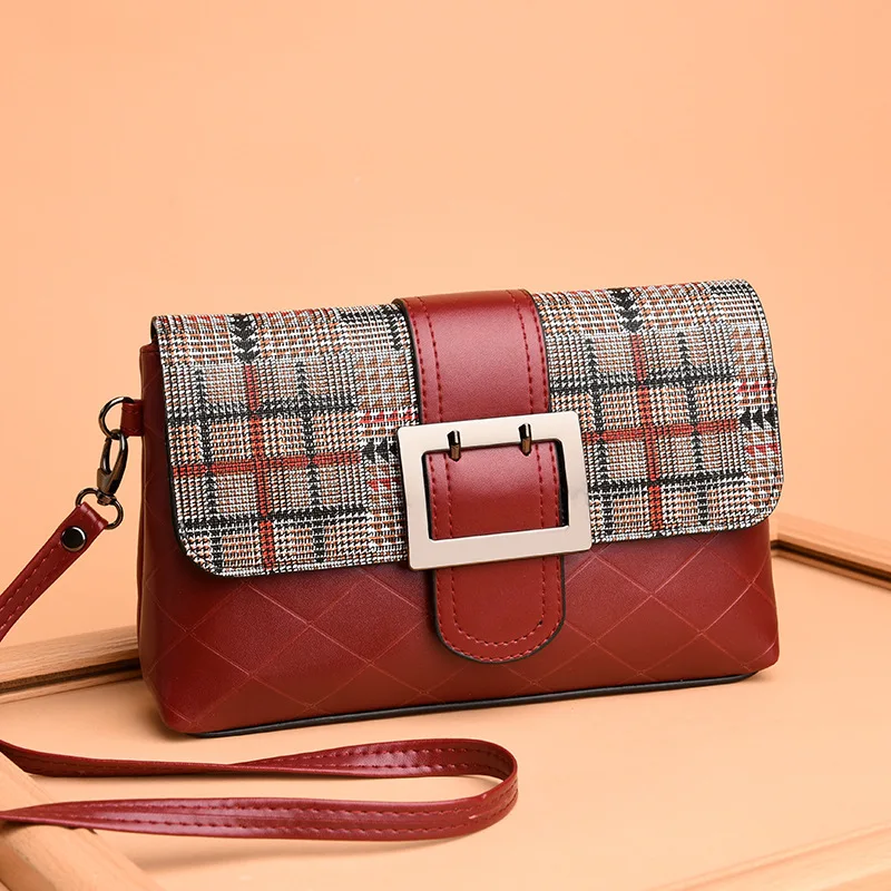 

2019 latest women's PU plaid trend envelope fashion exquisite shoulder hand large capacity wild casual Messenger bag