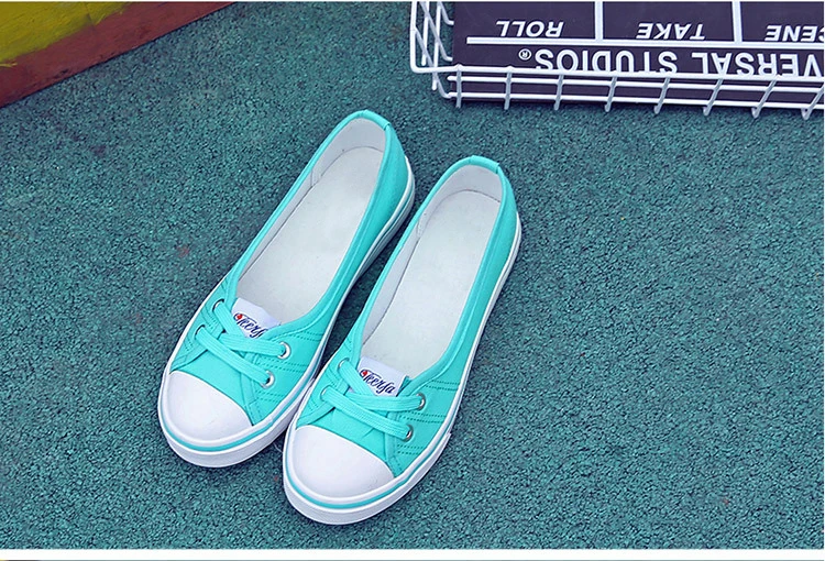 New Shallow flat women sneakers comfortable summer casual canvas shoes Breathable black Slip-on Vulcanize Shoes female NBT999 25