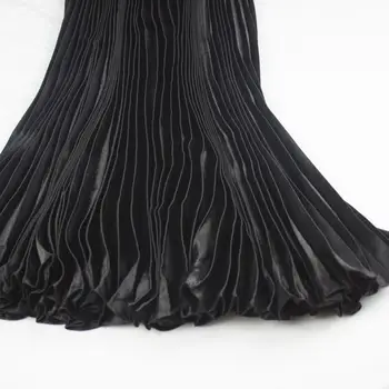 

The new women's skirt 2018 is a metallic satin pleated skirt with a long organ skirt free shipping