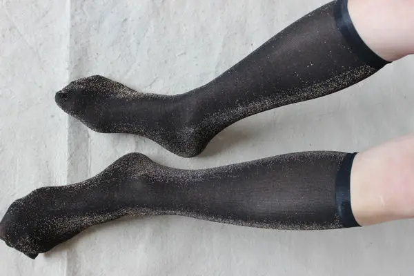 Популярные модели мужских носков мужские чулки носки шаг на ноге носки чулок сексуальные очаровательные мужские дезодорирующие носки