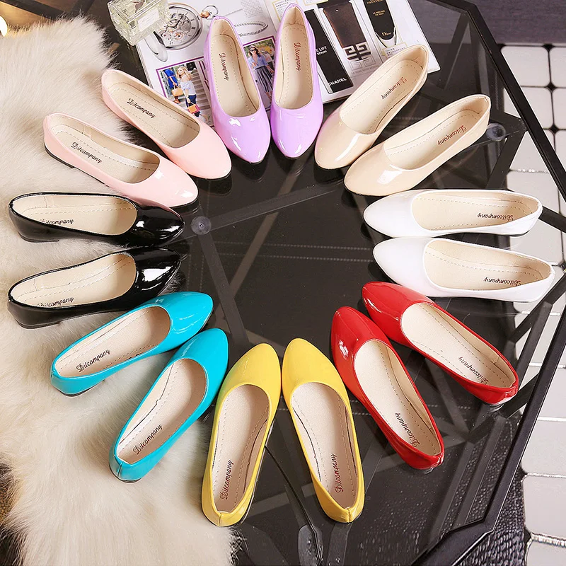 Plus Size 35-42 Women Flats Slip on Flat Shoes Candy Color Woman Boat Shoes Black Loafers Patent Leather Ballet Flats 6952