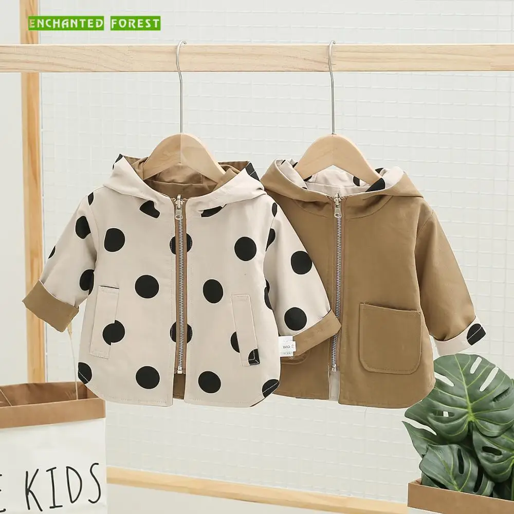 

Boys and girls coat autumn 2018 new children's hooded shirt baby wave point two sides wearing windbreaker Children's clothes