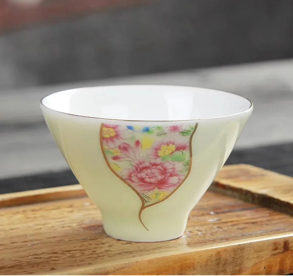 Hand-painted Phnom Penh Cup Of Tea Celadon Little Cup Of Kung Fu Tea From Cup Of Tea Accessory Personality Glasses