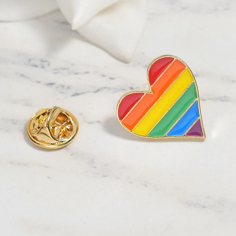 

Rainbow Brooch Heart Shape Badge Clothes Clothing Decoration Fashion Corsage Creative Unique Women Dress Coat Scarf Pins Gifts