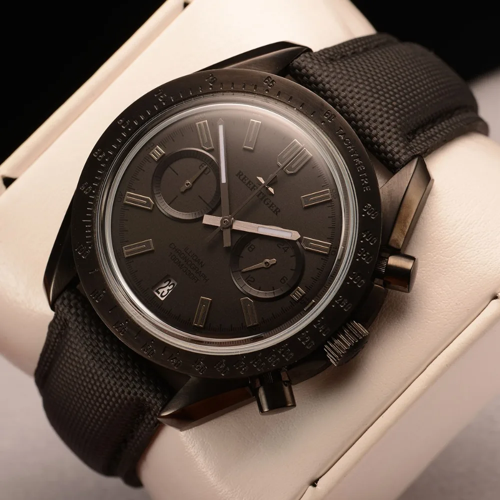 2021 Reef Tiger/RT Mens Designer Chronograph Watch with Date Nylon Strap Luminous Sport Watch Male Black Pilot Watch RGA3033